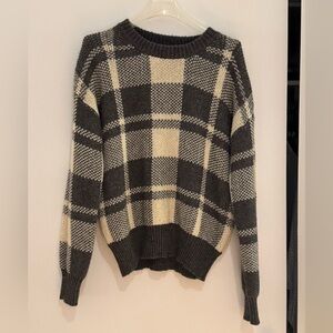 Plaid sweater, size S
